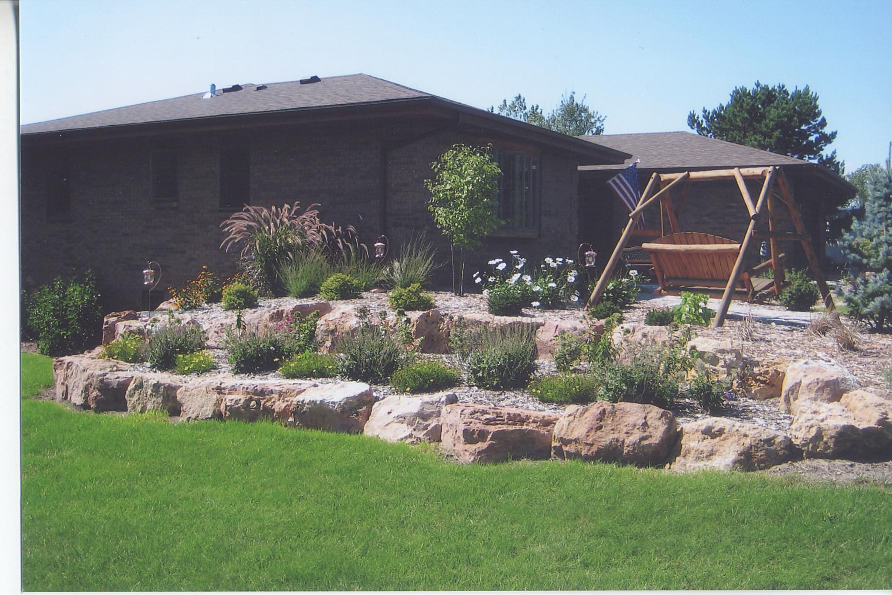 Pahl’s Plant Installation in Prior Lake
