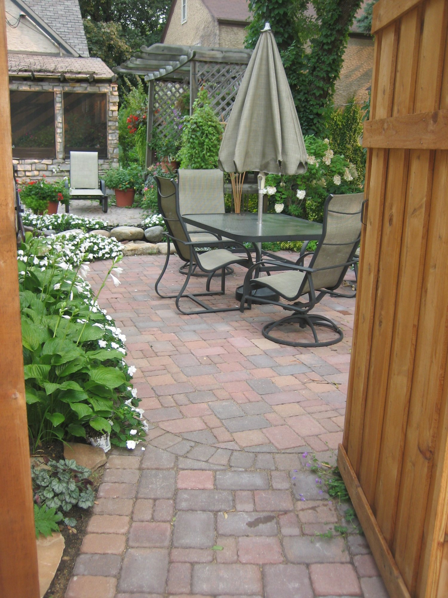 Borgert Paver Patio Installed in St. Paul