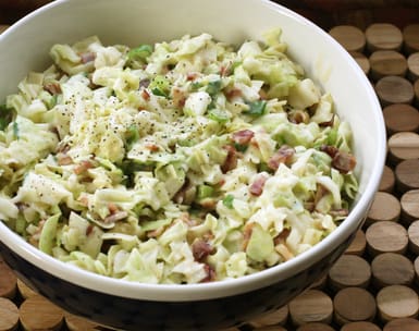 Cabbage salad with bacon