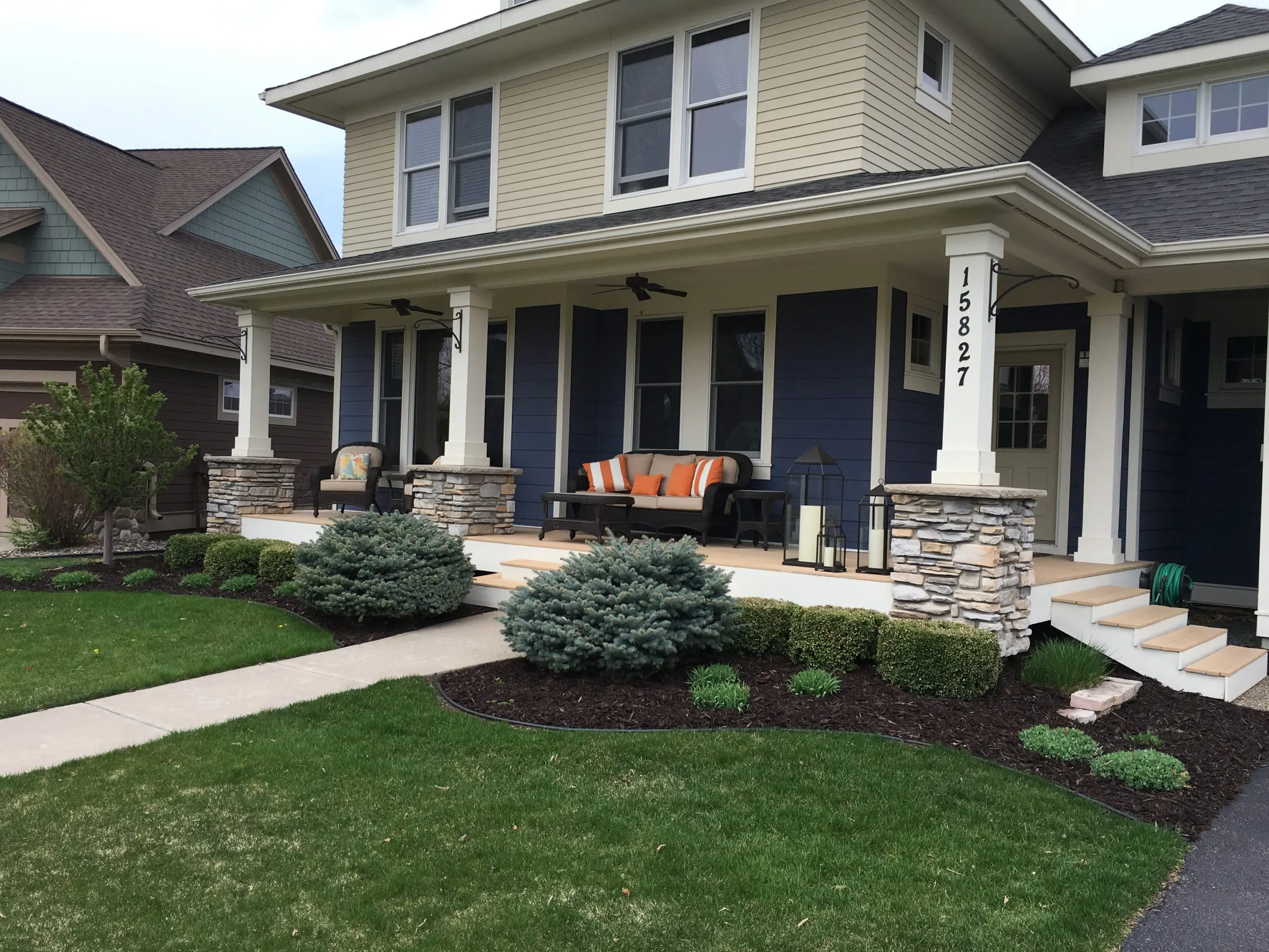 Mulch Top Dress in Apple Valley