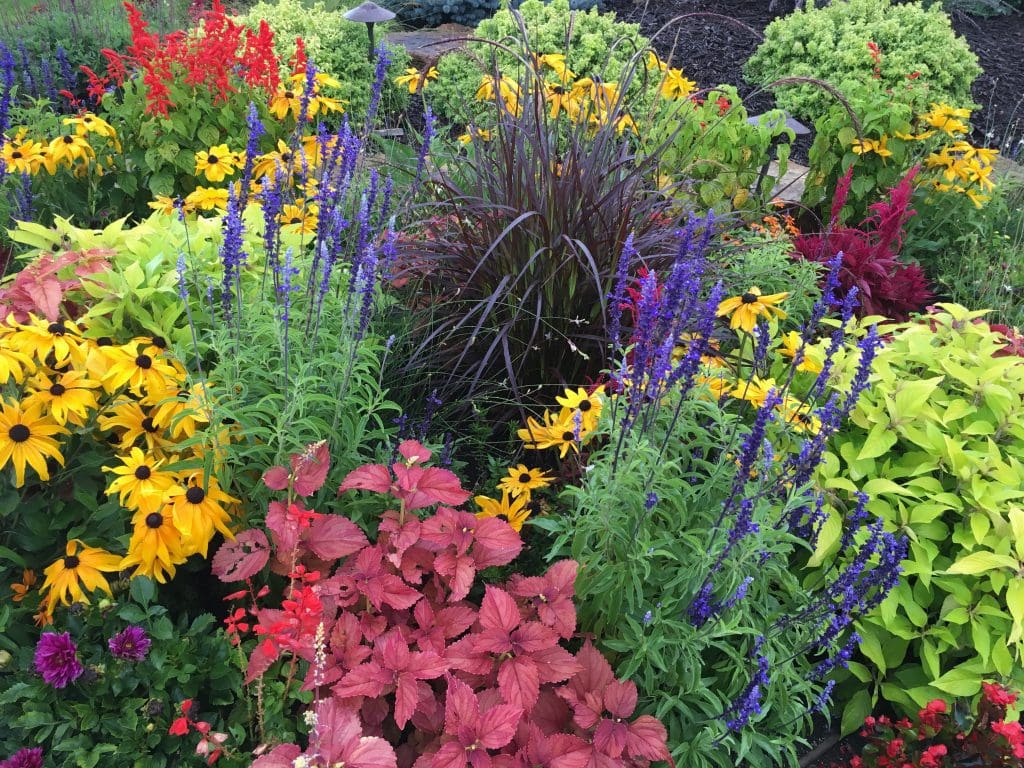 Pahls Landscape Seasonal Plantings
