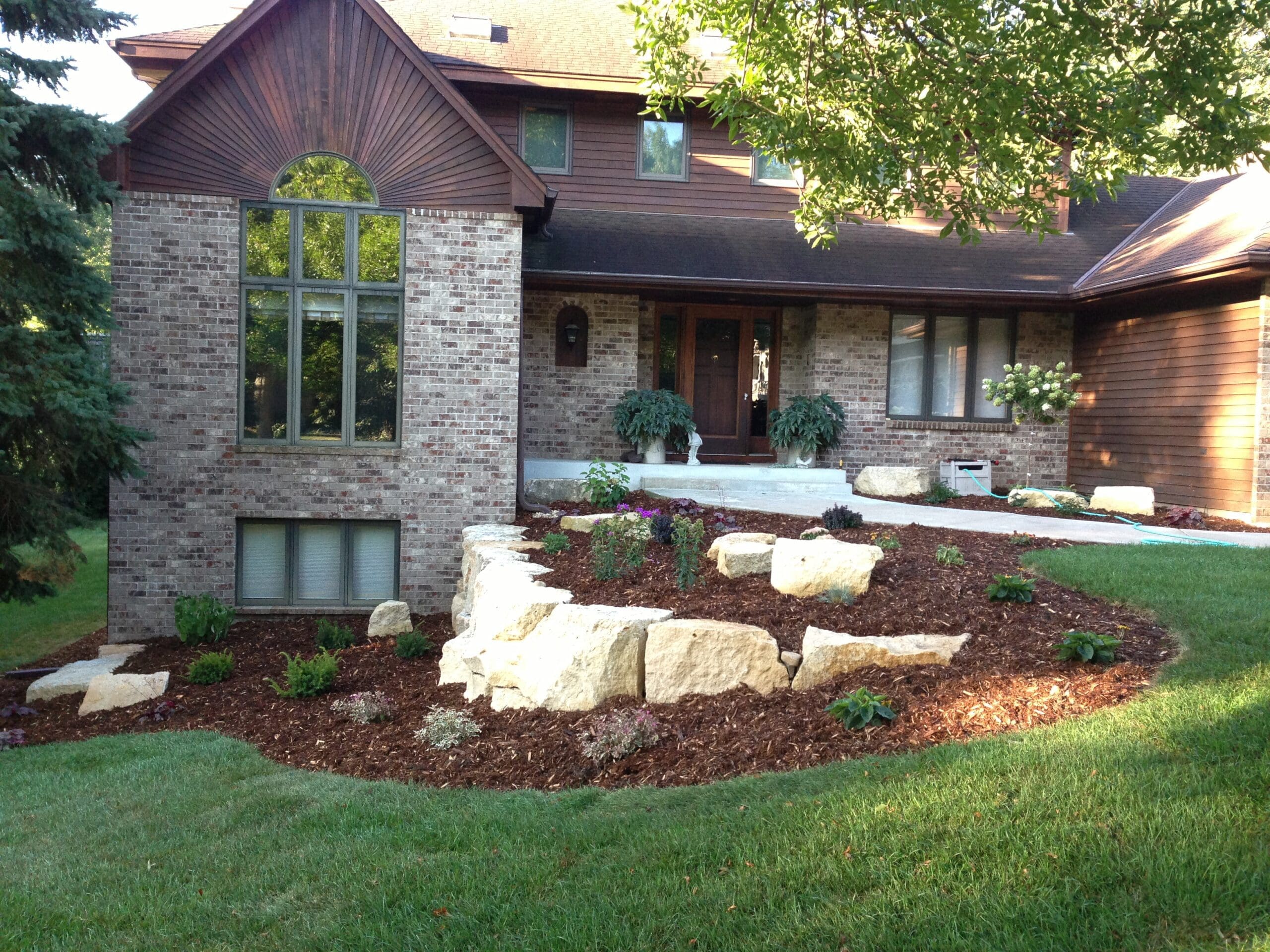 Pahl's Landscape Installation Lakeville