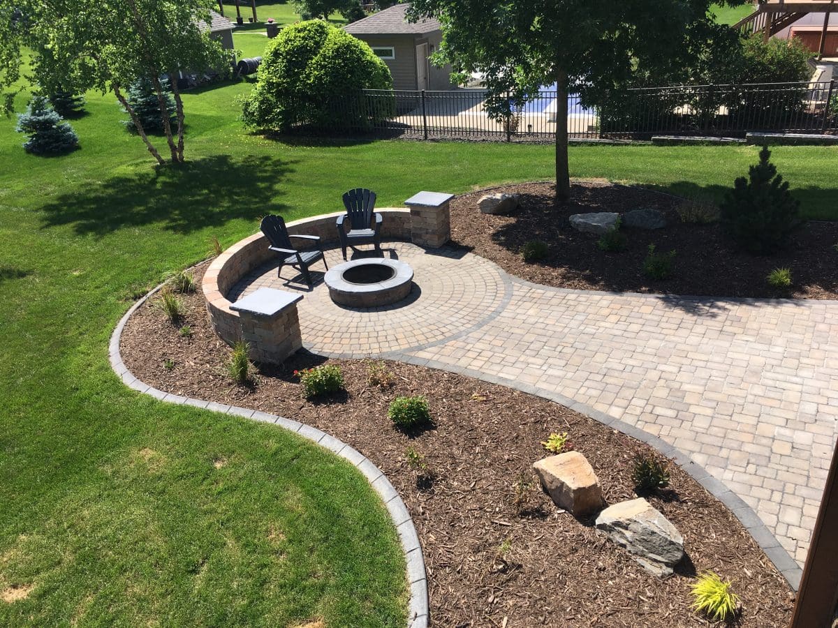 Fire Pit And Paver Patio Pahl S, Landscaping Around Fire Pit