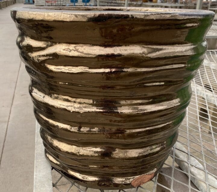 Ceramic Pot Gold With Swirl