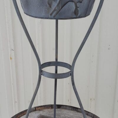 Metal Bird Stand