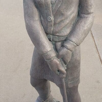 Golfer 37" Nostalgic Woman