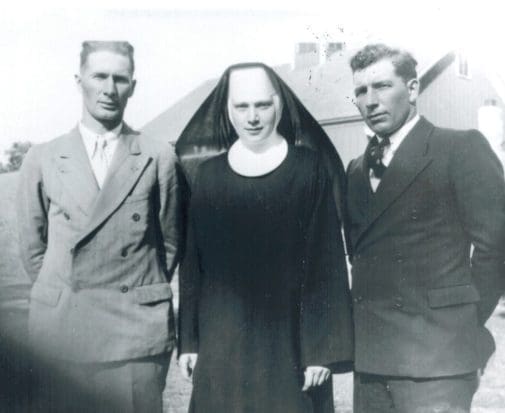 Left to Right – Clarence, Mabel, and Leo