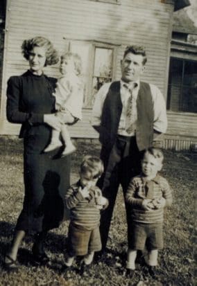 Left to Right – Myrtle, Yvonne, Jose, Leo and Wayne at the Bloomington farm