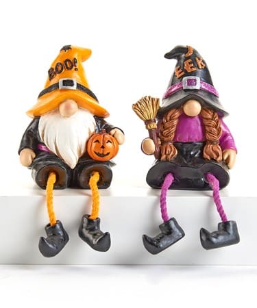 halloween-gnome-shelf-sitter.jpg