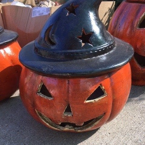 orange-pumpkin-w-witch-hat.jpg