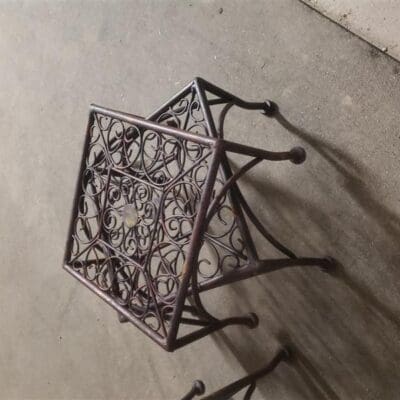 Plant Stand 10x10x6