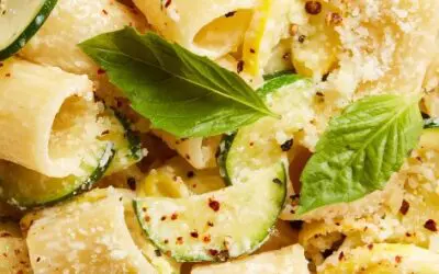 Pasta with No-Cook Zucchini Sauce