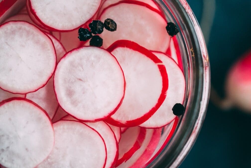 Simple Pickled Radishes